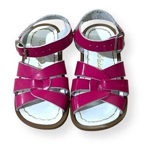 Salt Water Sandals by Hoy Shoe The Original Sandal Shiny Fuchsia Size Girls 7
